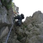 ...bevor es dann in einer Scharte steil und enger wird. ...bevor es dann in einer Scharte steil und enger wird.