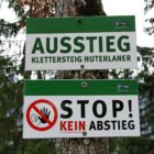 ...dann ist man auch schon oben. Bitte nicht wieder über den Klettersteig absteigen! ...dann ist man auch schon oben. Bitte nicht wieder über den Klettersteig absteigen!