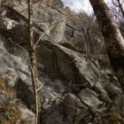 Bereits von hier kann man die Schlüsselstelle D erkennen (da wo der Kletterer sich befindet). Bereits von hier kann man die Schlüsselstelle D erkennen (da wo der Kletterer sich befindet).