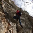 Tipp: Hier auch ruhig die Felsverankerungen als Tritte benutzen. Alles ist erlaubt ;-) Tipp: Hier auch ruhig die Felsverankerungen als Tritte benutzen. Alles ist erlaubt ;-)