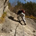 Man muss hier mit einem Zug durch, damit einem beim Umhängen nicht die Kraft verlässt... Man muss hier mit einem Zug durch, damit einem beim Umhängen nicht die Kraft verlässt...