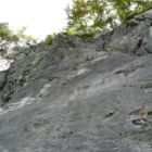 Blick nach oben zur ausgesetzten Querung Blick nach oben zur ausgesetzten Querung