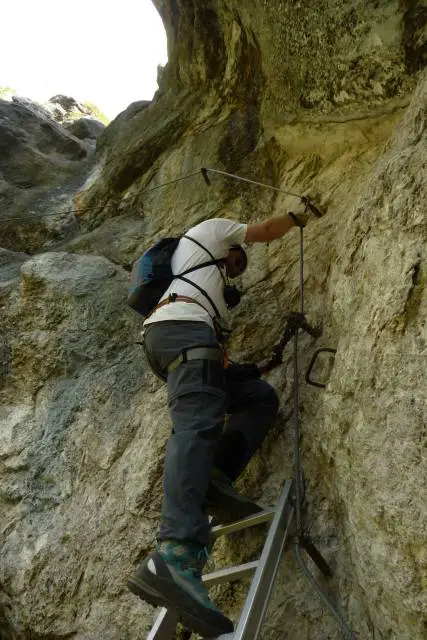 Leichter Rucksack für den Klettersteig